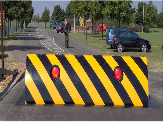 Stampo automatico pieno della strada di sicurezza resistente antiterroristica con la luce del LED