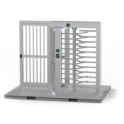 Tornello a tutta altezza con braccio da 600 mm, consumo energetico di 40 W e lettore QR per il controllo accessi