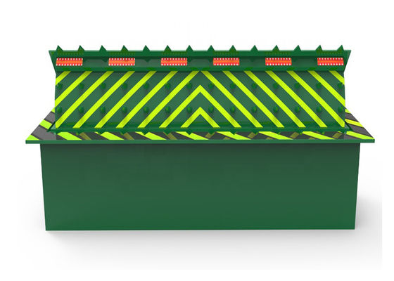 Bloccante stradale idraulico completamente automatico con illuminazione LED di avvertimento e alimentazione da 380V realizzato in acciaio A3