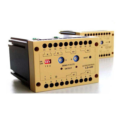 Rilevatore di anello veicolare a doppio canale con 10 livelli di sensibilità e 12 mesi di garanzia
